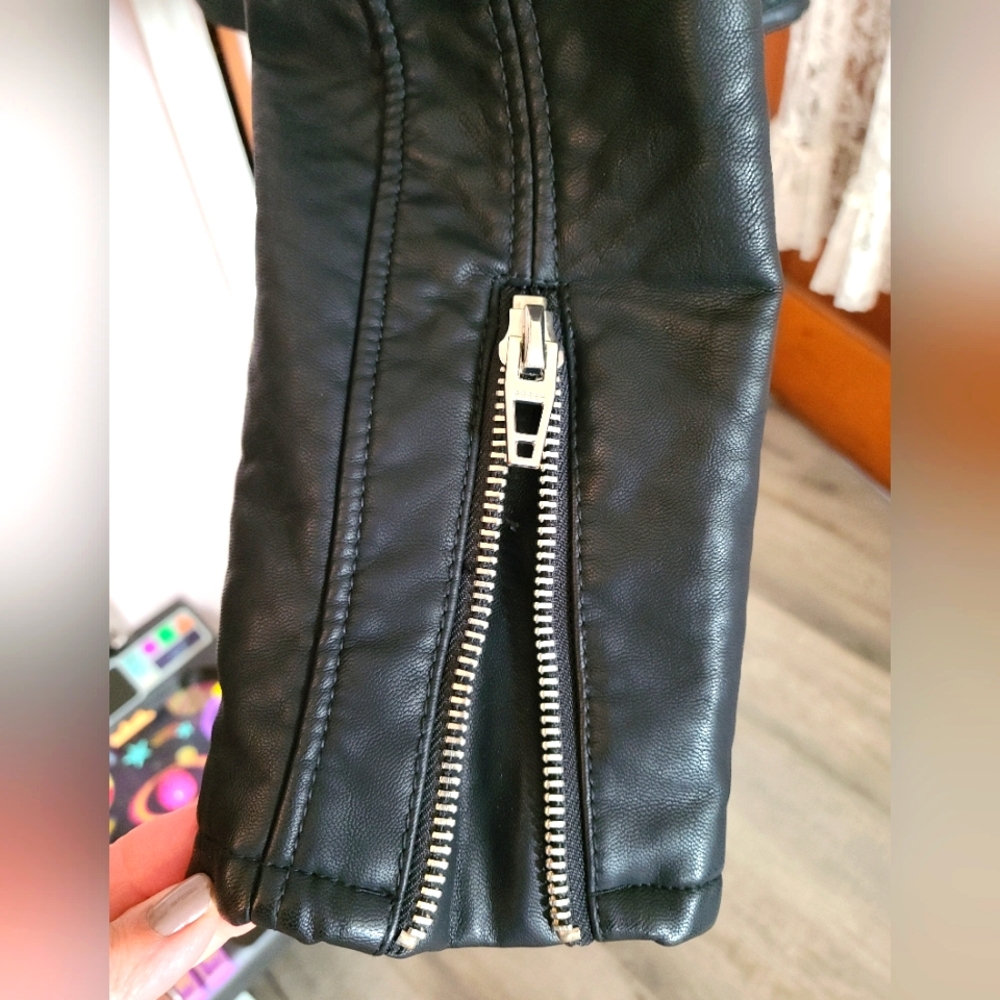 🖤BlankNYC Vegan Leather Faux Fur Biker Jacket NWT - Picture 7 of 13